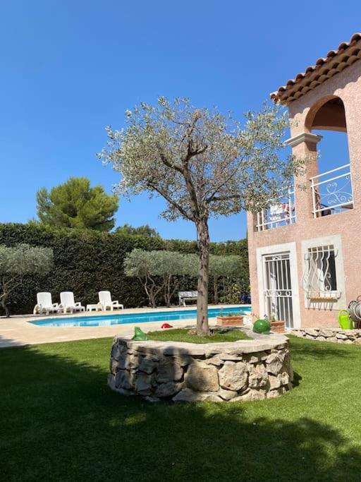 T2 Avec Jardin Et Piscine Privee Lägenhet Velaux Exteriör bild